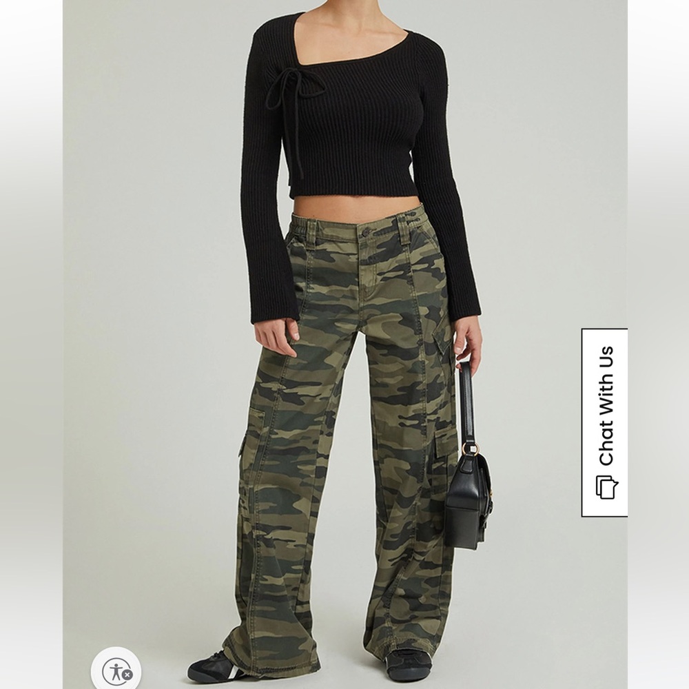 PacSun Camo Cargo Pants (XS) - Picture 6 of 12